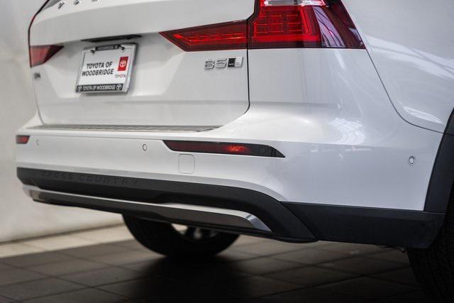 used 2023 Volvo V60 Cross Country car, priced at $41,000
