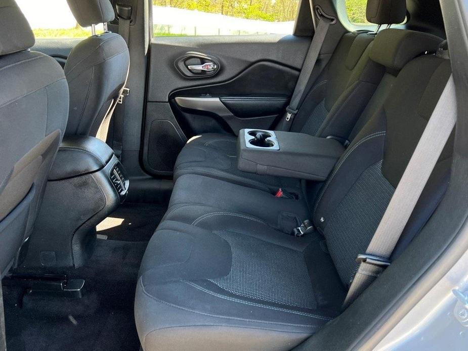 used 2019 Jeep Cherokee car, priced at $15,680