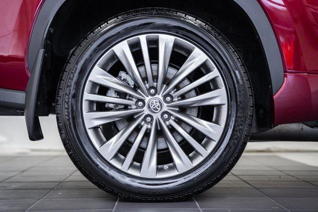 used 2020 Toyota Highlander Hybrid car, priced at $42,500