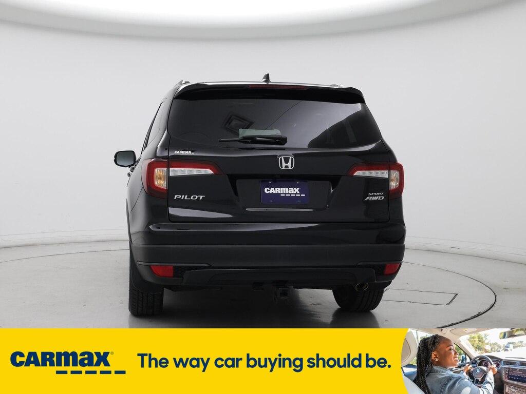 used 2022 Honda Pilot car, priced at $29,998