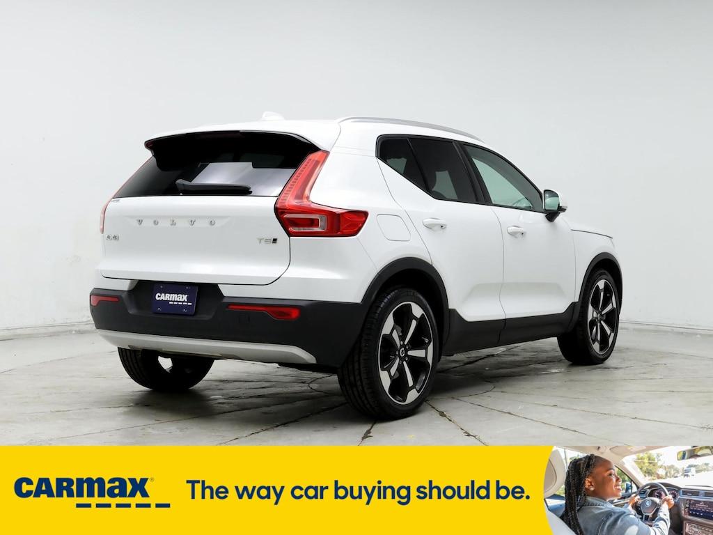 used 2021 Volvo XC40 car, priced at $29,998