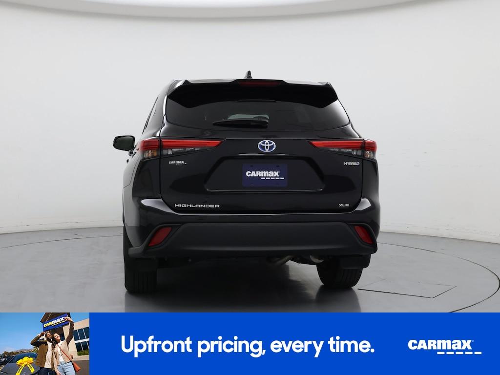 used 2021 Toyota Highlander Hybrid car, priced at $39,998