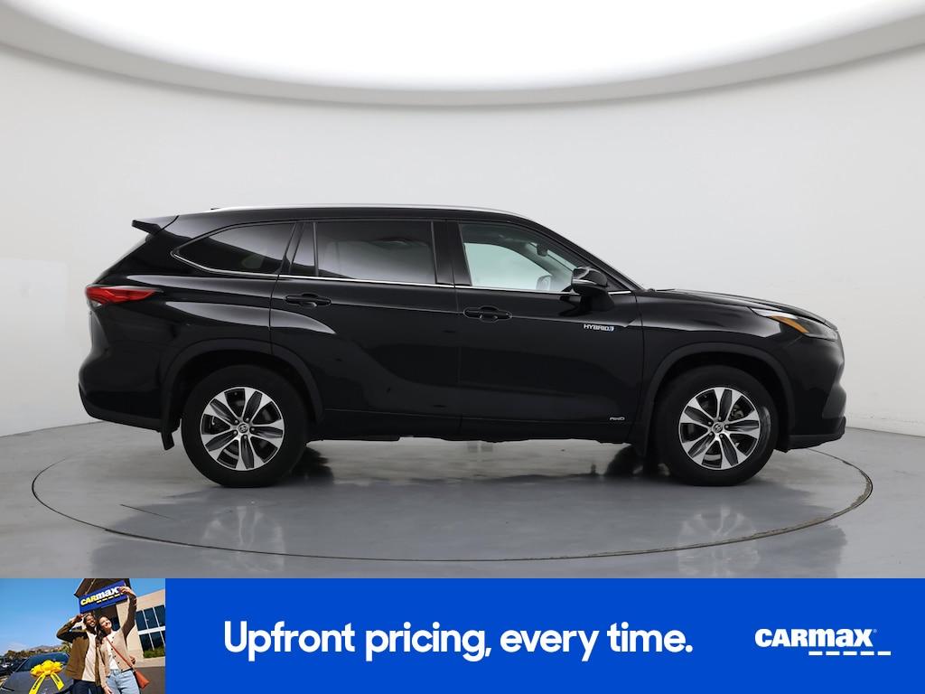 used 2021 Toyota Highlander Hybrid car, priced at $39,998