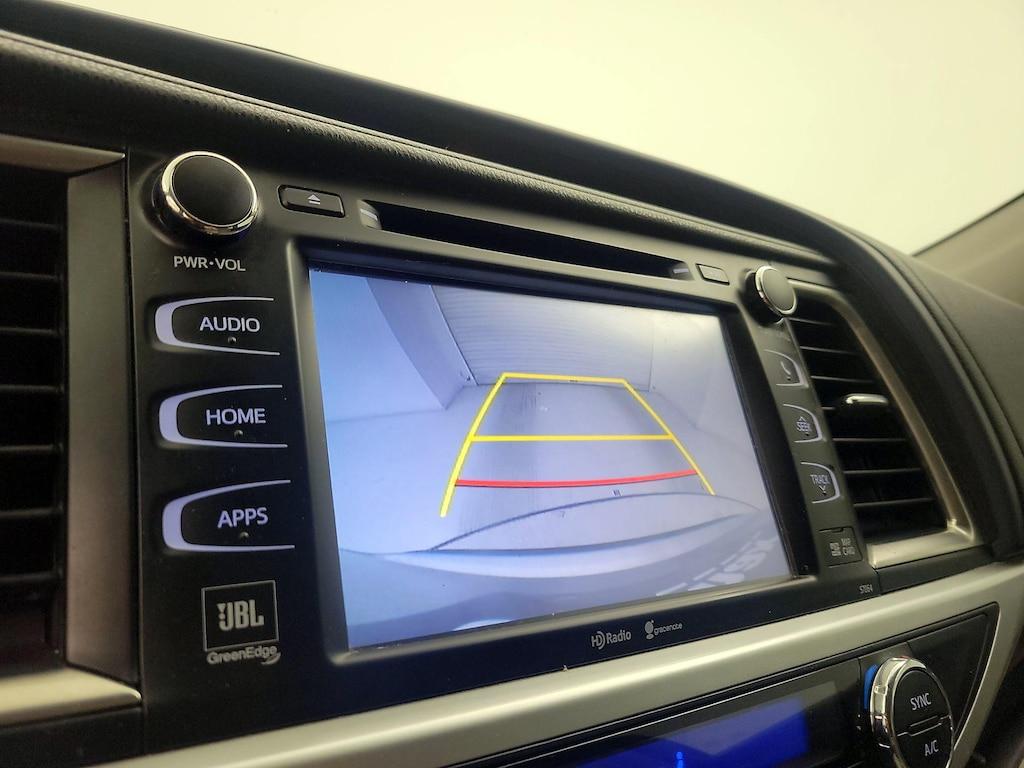 used 2015 Toyota Highlander Hybrid car, priced at $24,998