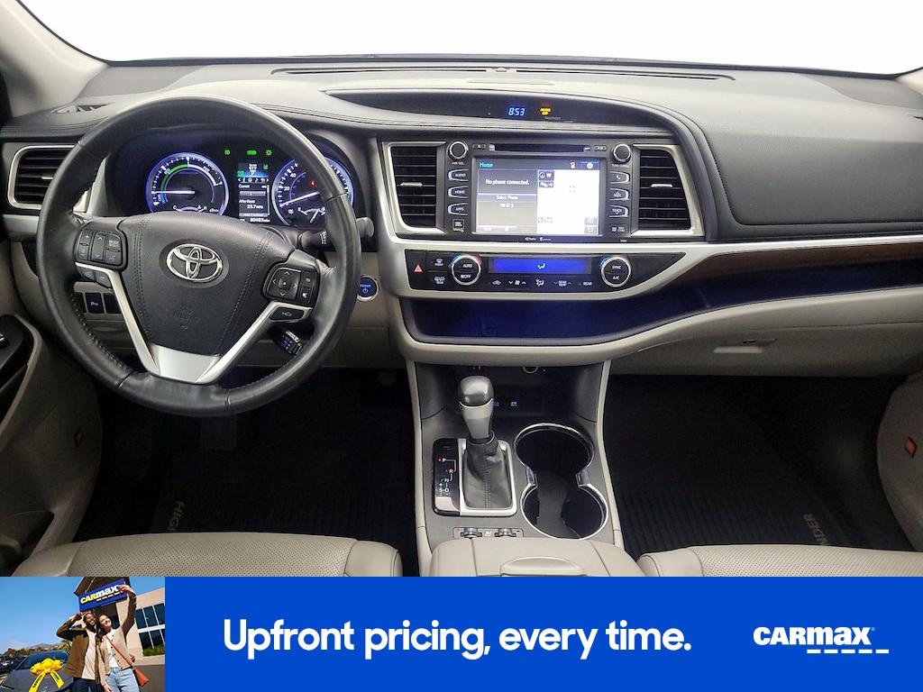 used 2015 Toyota Highlander Hybrid car, priced at $24,998