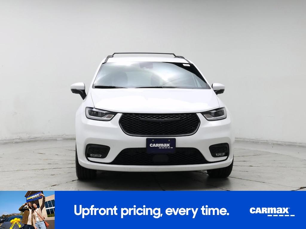 used 2023 Chrysler Pacifica car, priced at $37,998