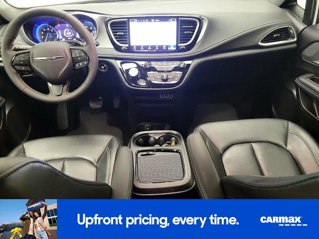 used 2023 Chrysler Pacifica car, priced at $37,998