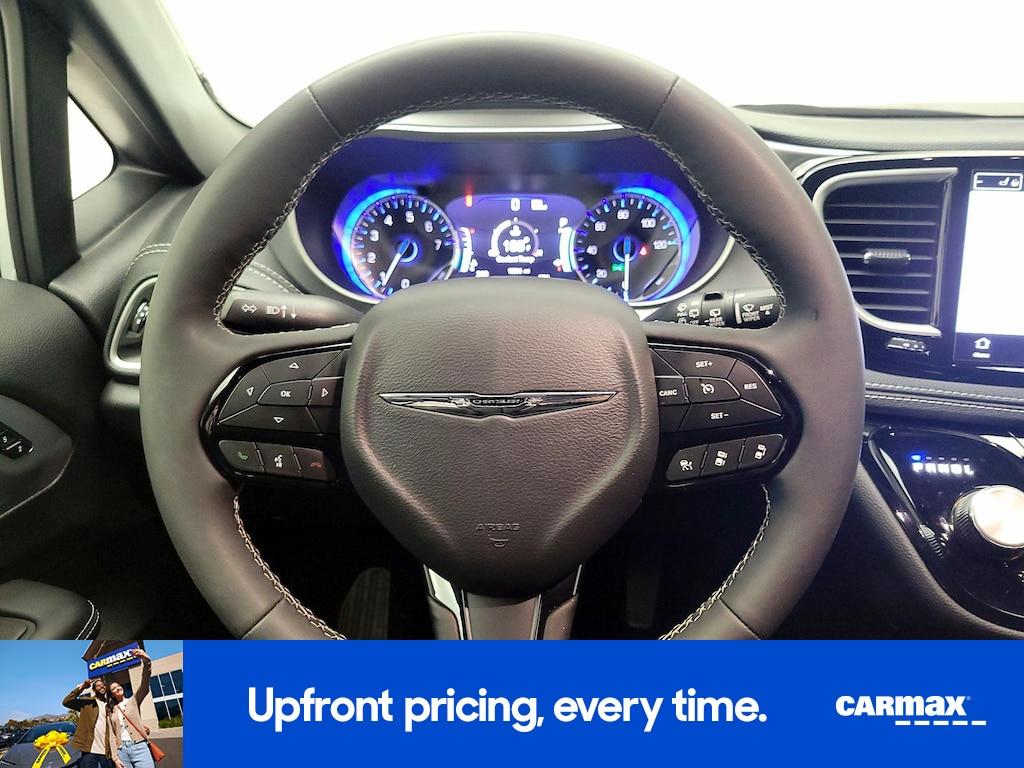 used 2023 Chrysler Pacifica car, priced at $37,998