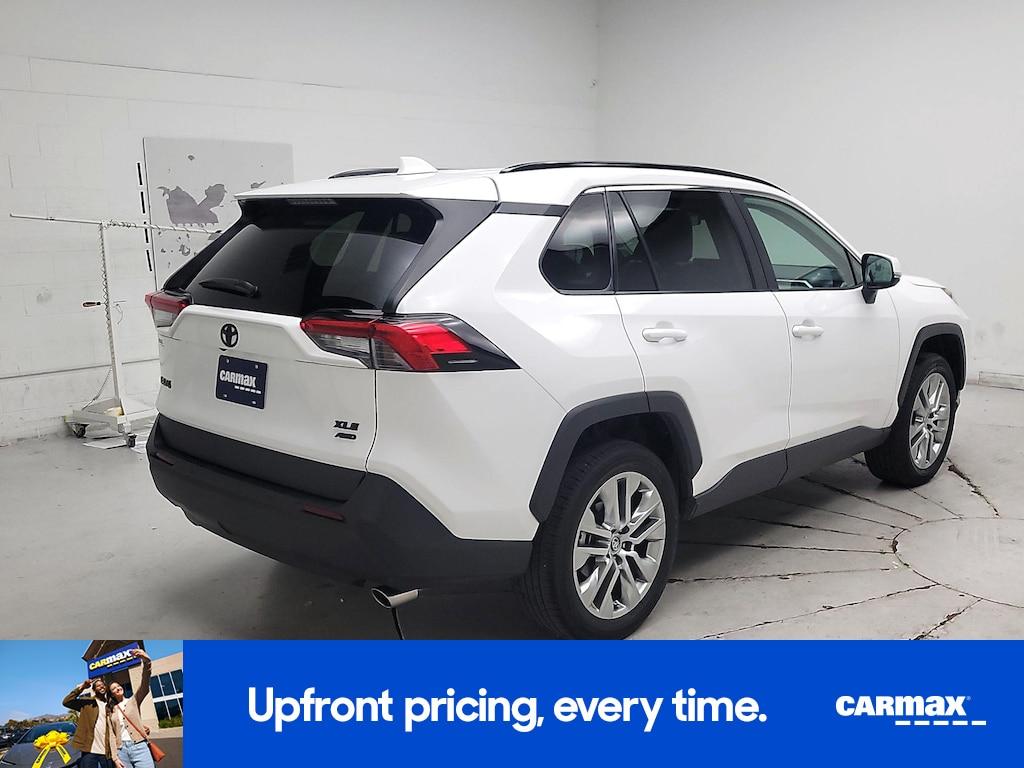 used 2020 Toyota RAV4 car, priced at $31,998