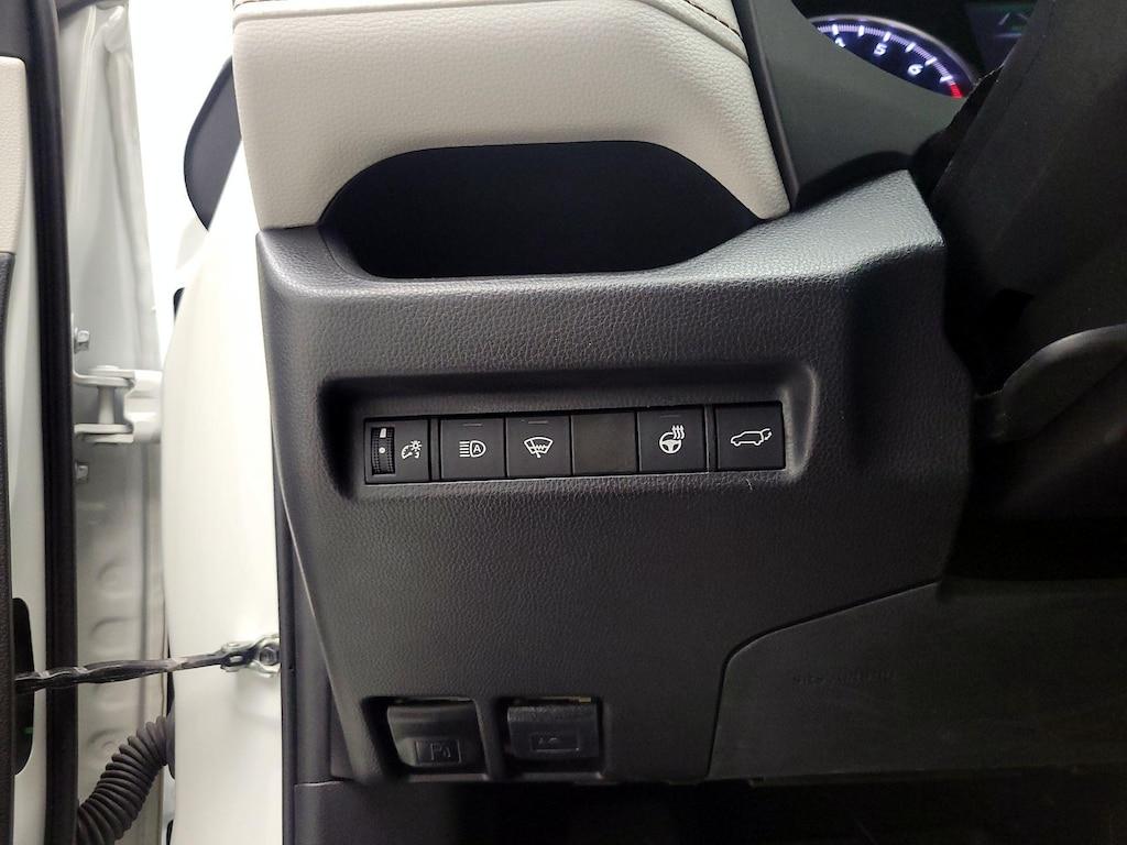 used 2020 Toyota RAV4 car, priced at $31,998