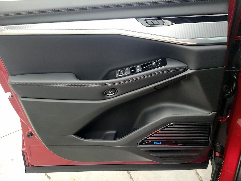 used 2025 Jeep Wagoneer S car, priced at $55,998