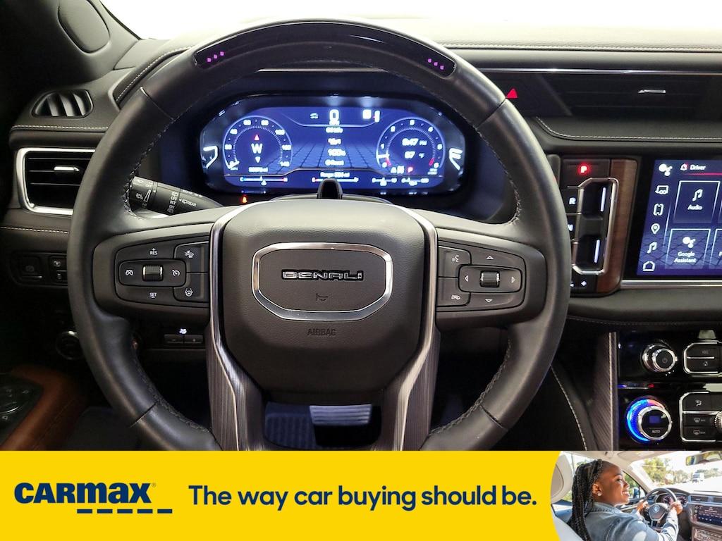 used 2023 GMC Yukon car, priced at $85,998