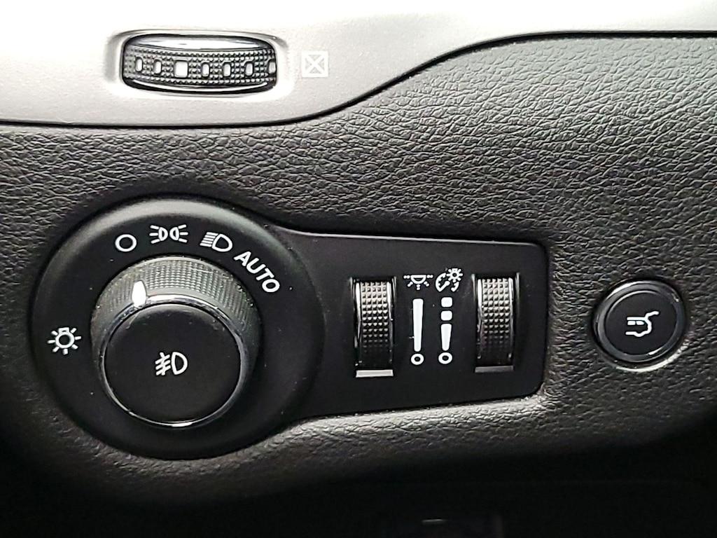 used 2014 Jeep Cherokee car, priced at $16,998