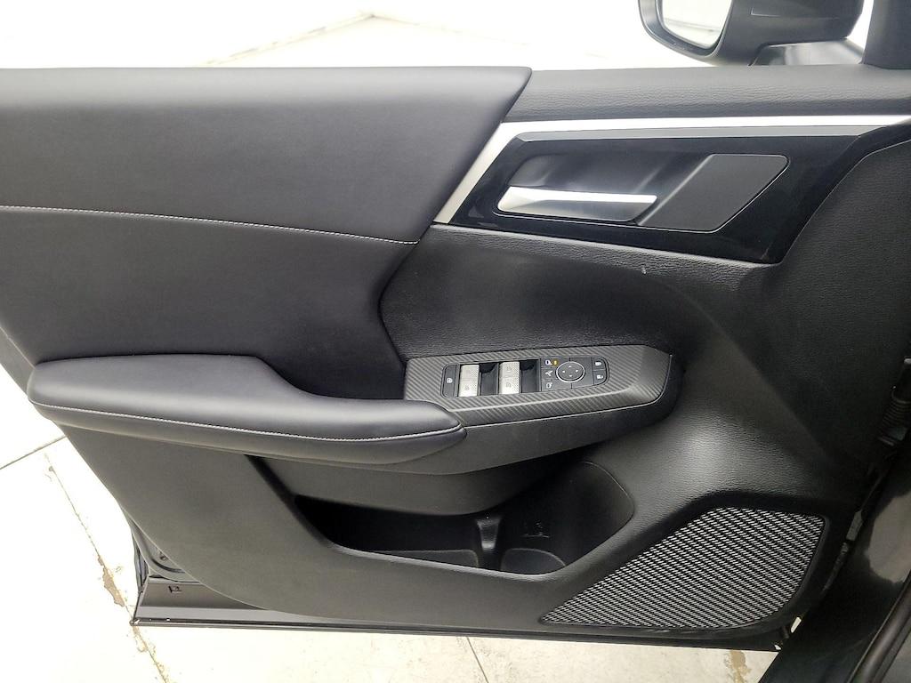 used 2024 Mitsubishi Outlander car, priced at $27,998