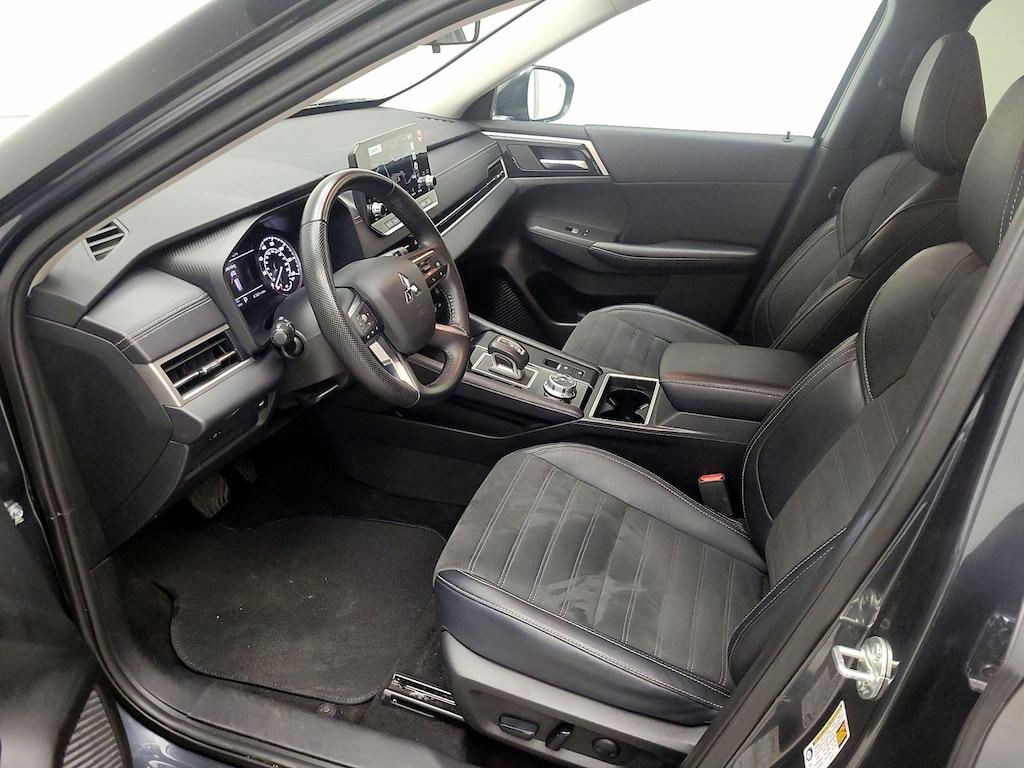 used 2024 Mitsubishi Outlander car, priced at $27,998