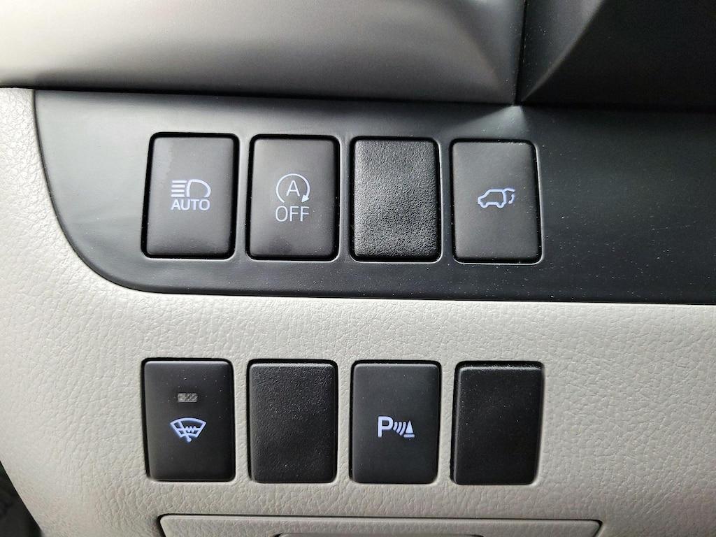 used 2019 Toyota Highlander car, priced at $29,998