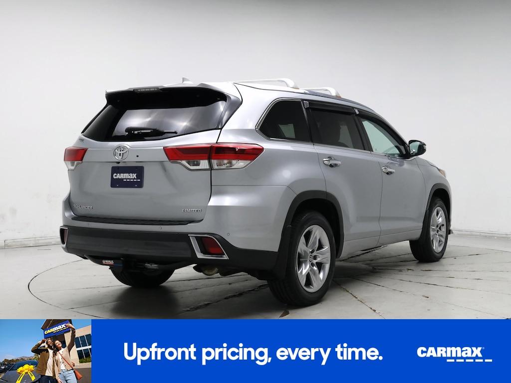 used 2019 Toyota Highlander car, priced at $29,998
