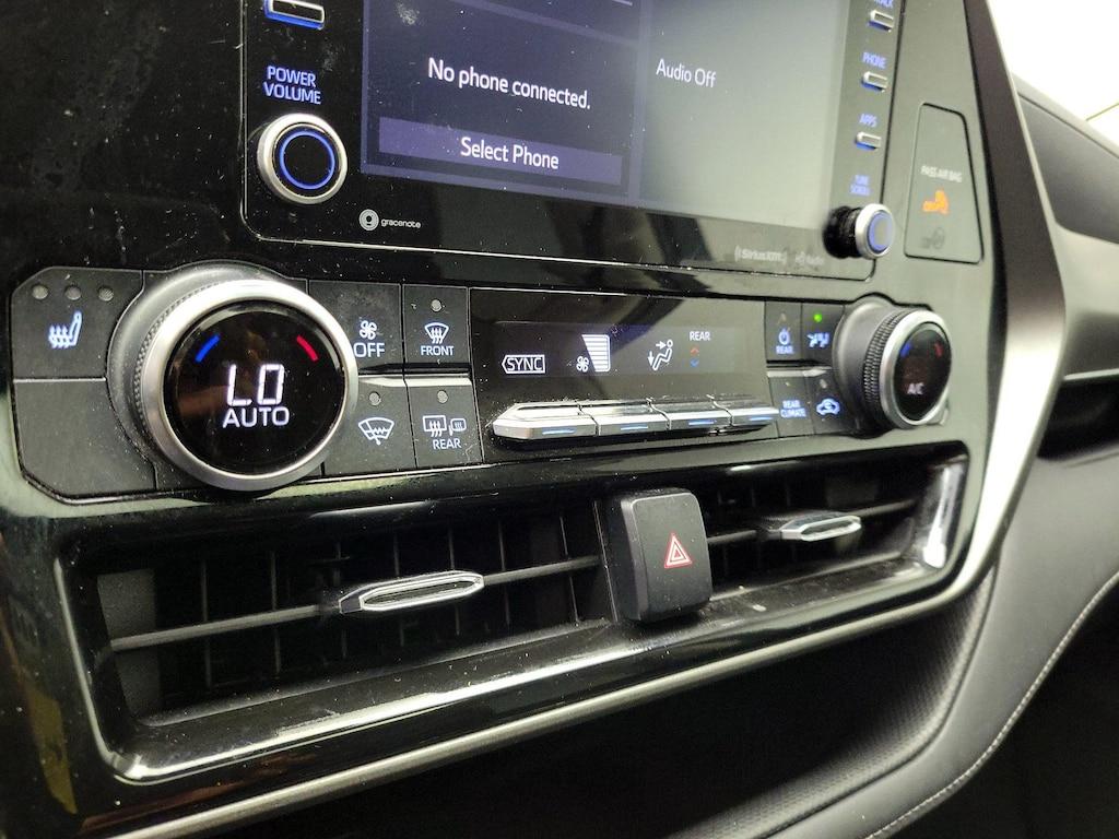 used 2021 Toyota Highlander car, priced at $26,998