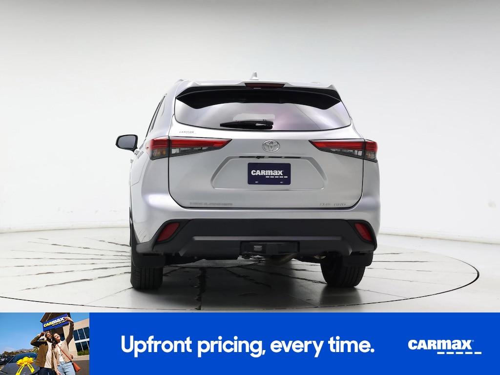 used 2021 Toyota Highlander car, priced at $26,998