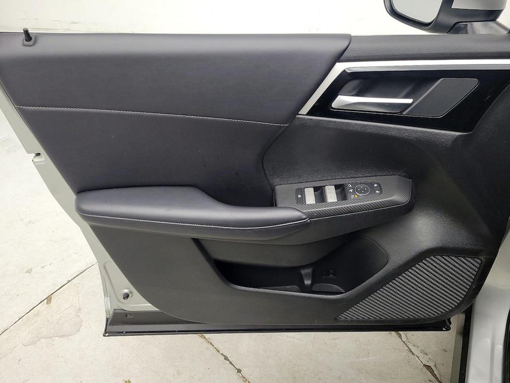 used 2024 Mitsubishi Outlander car, priced at $26,998