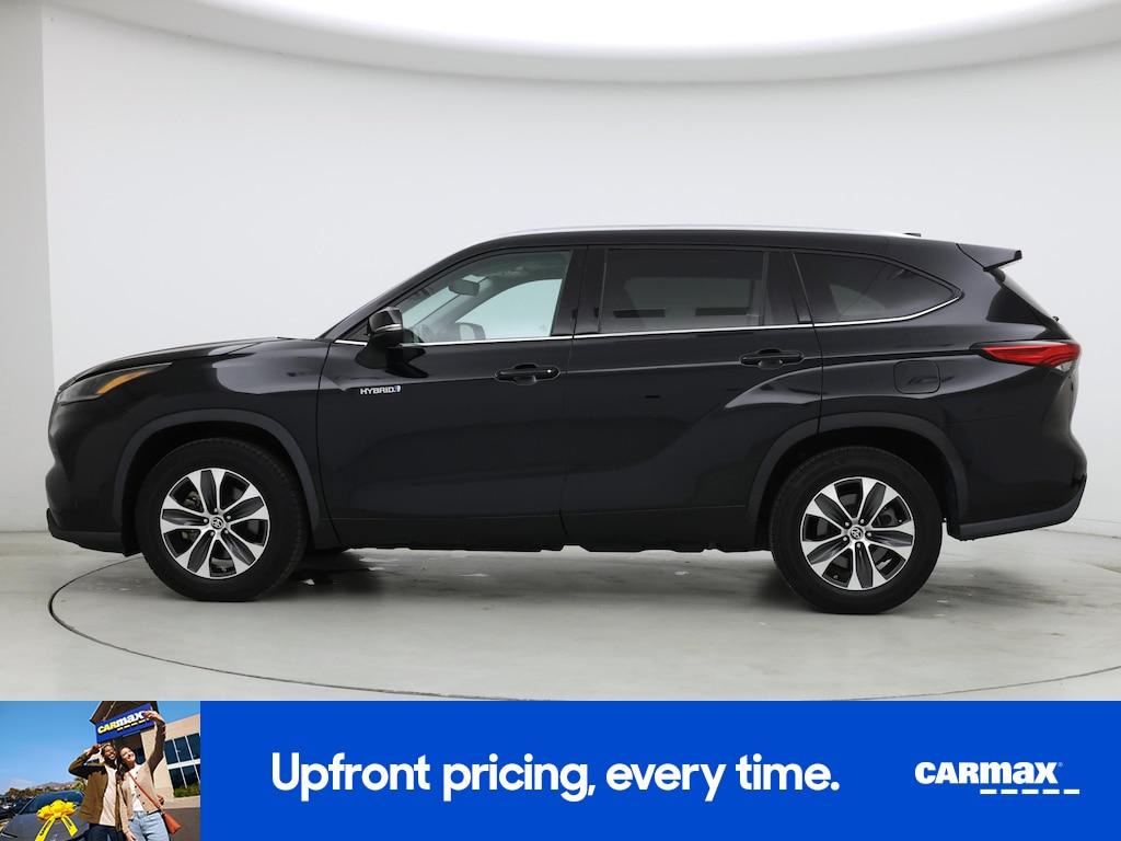 used 2021 Toyota Highlander Hybrid car, priced at $33,998