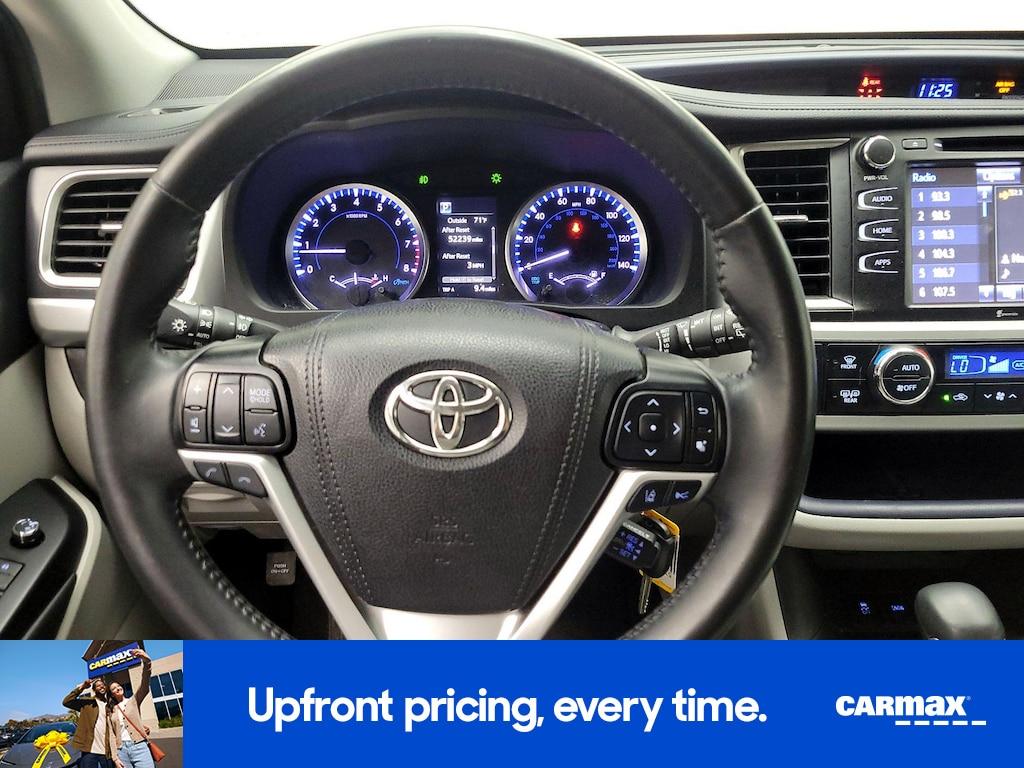 used 2019 Toyota Highlander car, priced at $25,998
