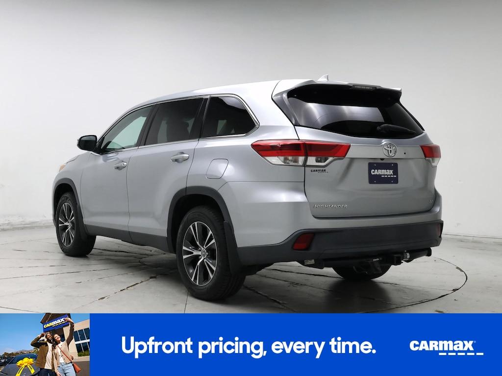 used 2019 Toyota Highlander car, priced at $25,998