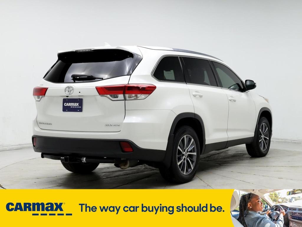 used 2019 Toyota Highlander car, priced at $26,998