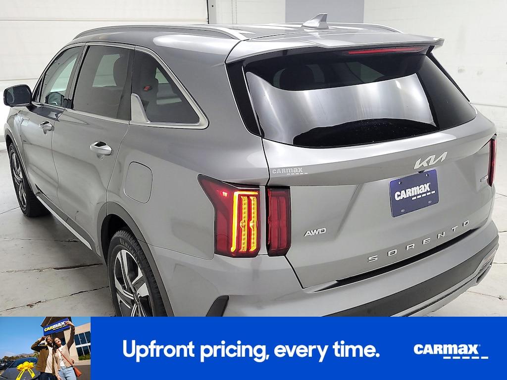 used 2022 Kia Sorento Plug-In Hybrid car, priced at $29,998