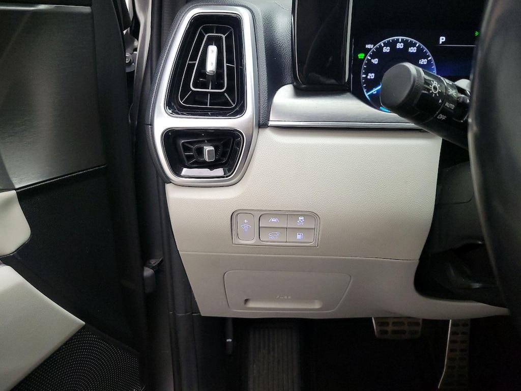 used 2022 Kia Sorento Plug-In Hybrid car, priced at $29,998