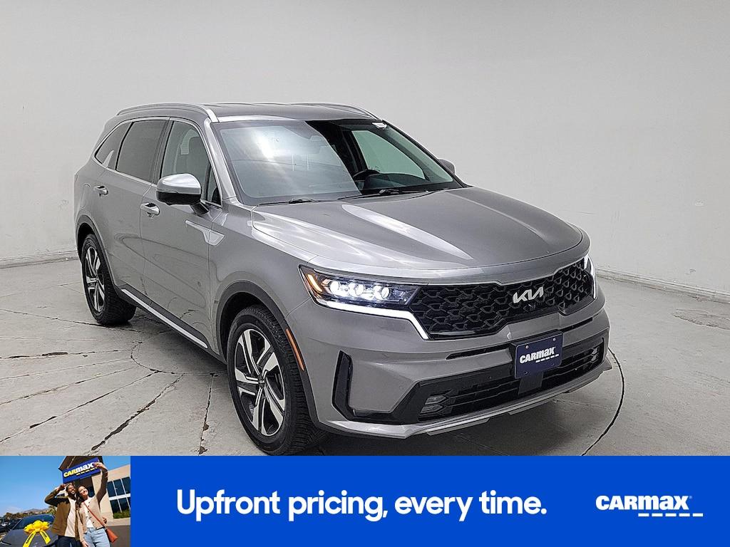 used 2022 Kia Sorento Plug-In Hybrid car, priced at $29,998