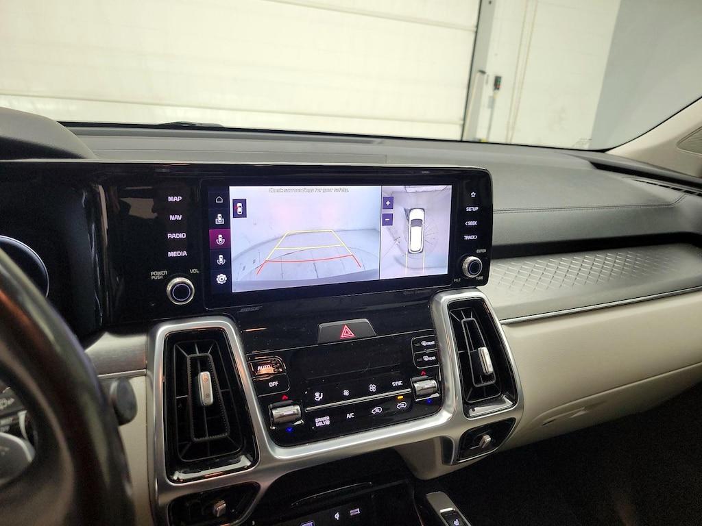 used 2022 Kia Sorento Plug-In Hybrid car, priced at $29,998