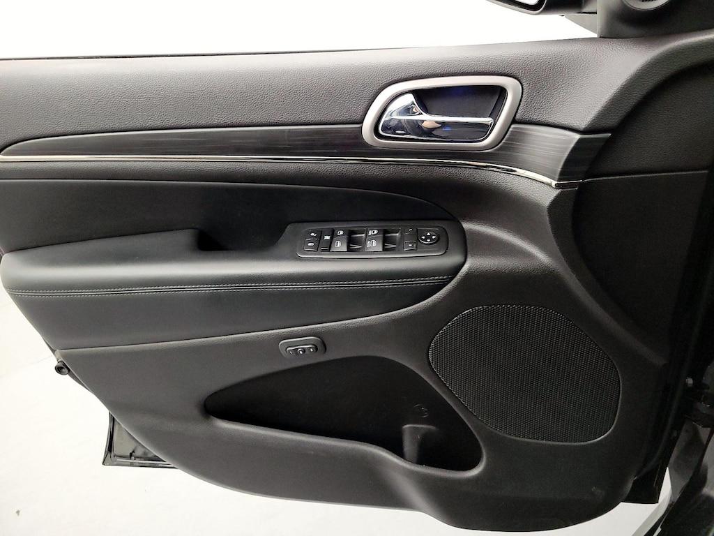 used 2020 Jeep Grand Cherokee car, priced at $30,998