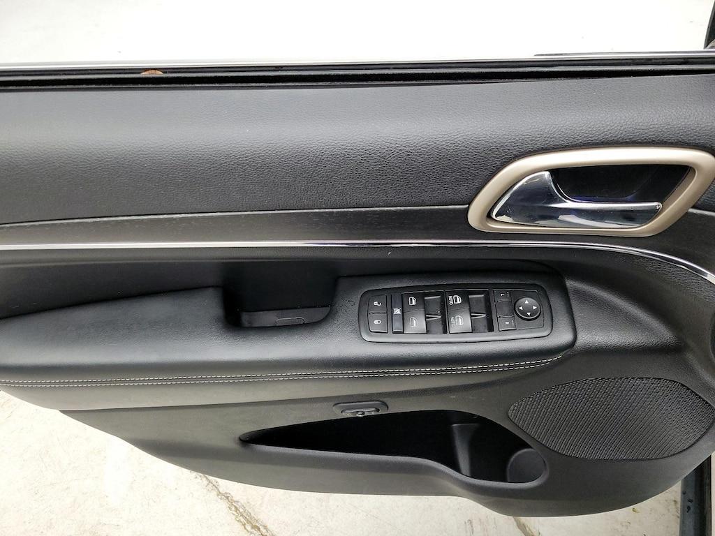 used 2015 Jeep Grand Cherokee car, priced at $18,998