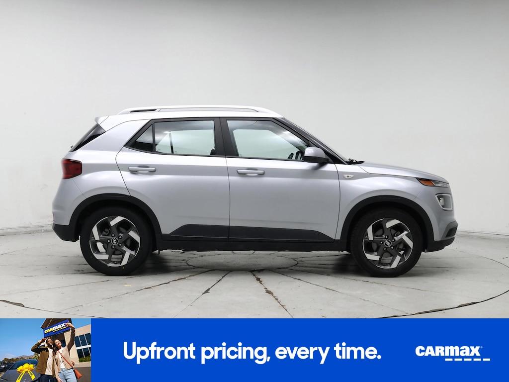 used 2022 Hyundai Venue car, priced at $18,998