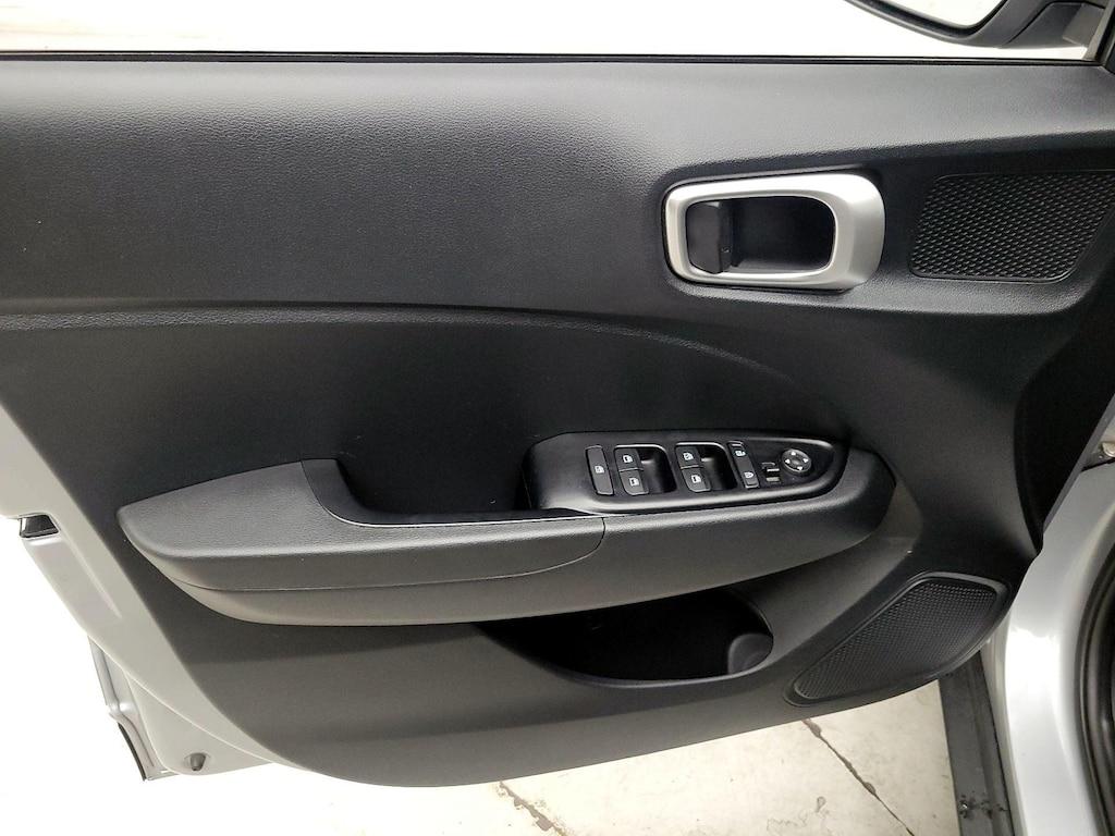 used 2022 Hyundai Venue car, priced at $18,998