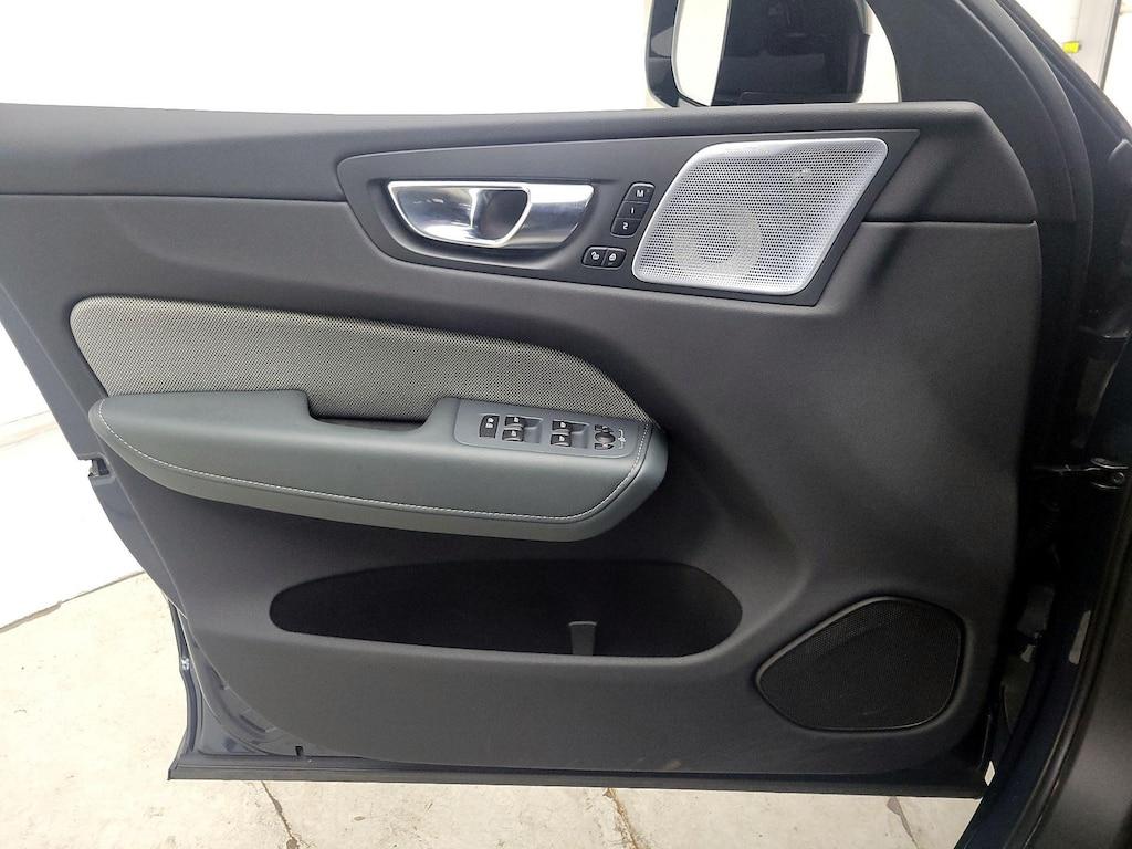 used 2022 Volvo XC60 Recharge Plug-In Hybrid car, priced at $41,998