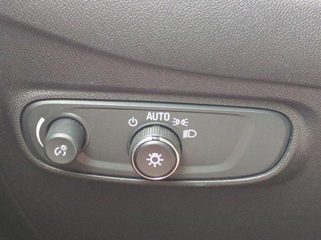 used 2024 Chevrolet Equinox car, priced at $21,387