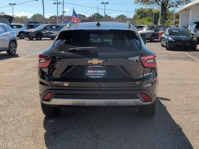 new 2025 Chevrolet Trax car, priced at $26,169