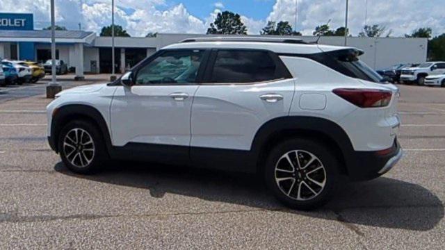 used 2024 Chevrolet TrailBlazer car, priced at $22,596