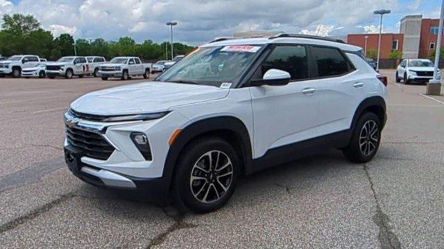 used 2024 Chevrolet TrailBlazer car, priced at $22,596