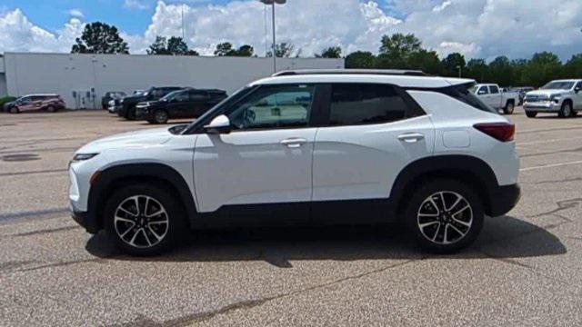 used 2024 Chevrolet TrailBlazer car, priced at $22,596