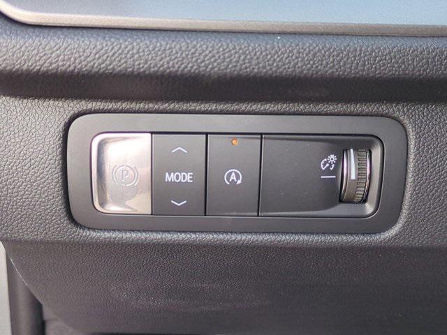 new 2026 Chevrolet Traverse car, priced at $43,977