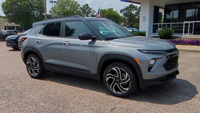 new 2025 Chevrolet TrailBlazer car, priced at $30,899