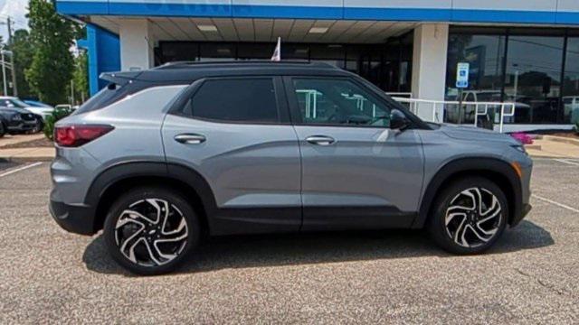 new 2025 Chevrolet TrailBlazer car, priced at $30,899