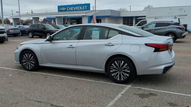 used 2023 Nissan Altima car, priced at $20,926