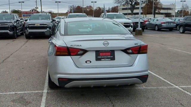 used 2023 Nissan Altima car, priced at $20,926