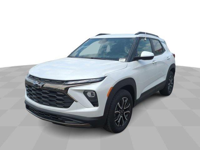 new 2025 Chevrolet TrailBlazer car, priced at $30,899