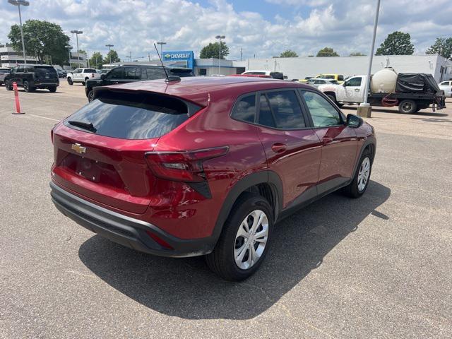 used 2025 Chevrolet Trax car, priced at $22,900