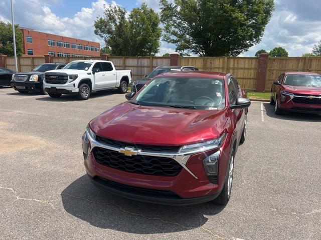 used 2025 Chevrolet Trax car, priced at $22,900